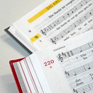 Ökumenische Lieder sind mit einem kleinen ö markiert